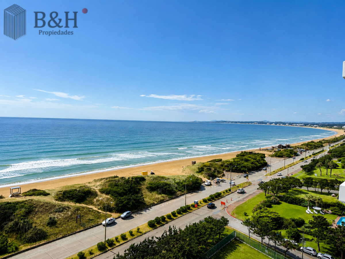 Apartamento ID.927 - Alquiler temporario de fabuloso departamento de dos dormitorios en Torre Venetian sobre Playa Mansa