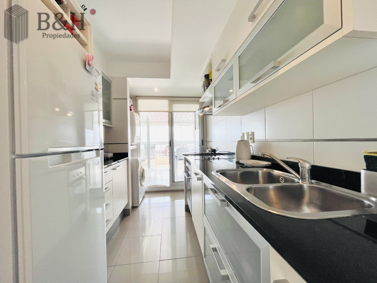Apartamento ID.5267 - Apartamento de 2 Dormitorios y Parrillero a Pocos Metros de Playa Mansa