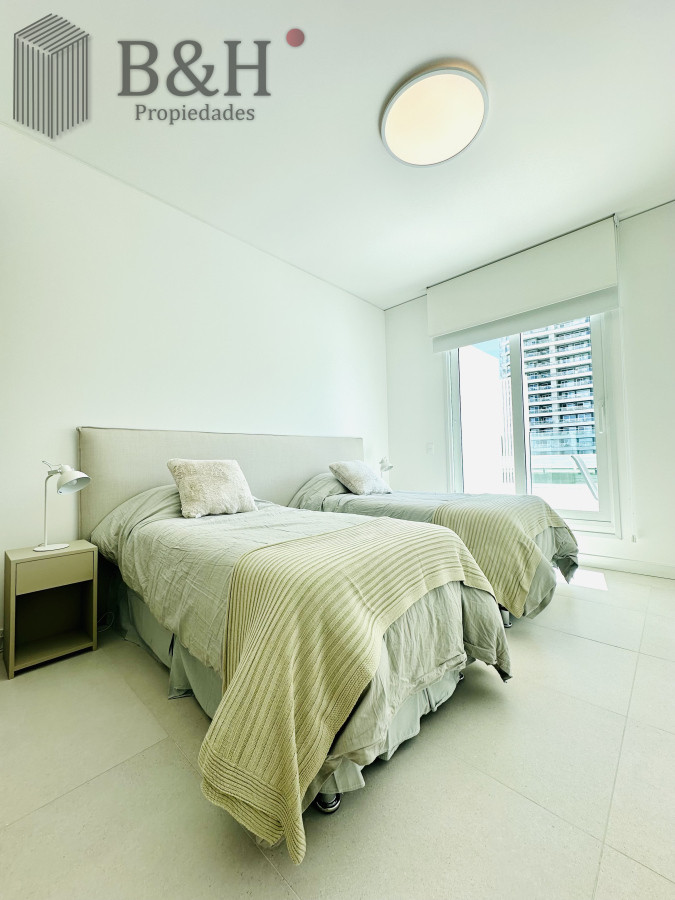 Apartamento ID.4673 - Apartamento a estrenar en el lujoso LE PARC IV de 3 dormitorios, Playa Brava