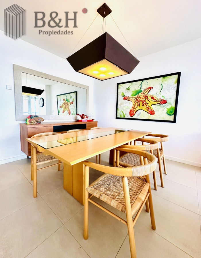 Apartamento ID.2690 - Oportunidad en Venta y Alquiler temporal de maravilloso departamento esquinero en Torre Le Parc, Playa Brava, Punta del Este