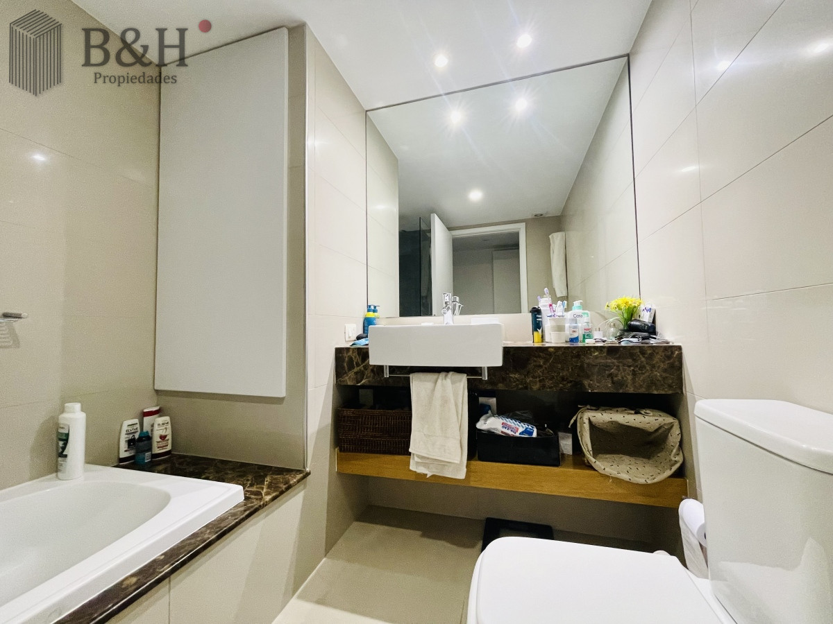 Apartamento ID.2991 - Moderno Apartamento Frente Al Mar, 3 Dormitorios y Dependencia