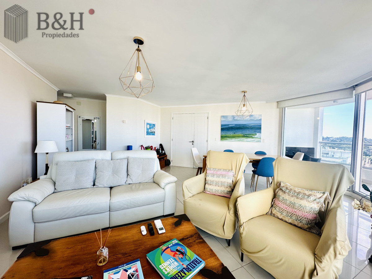 Apartamento ID.5748 - Apartamento de 3 Dormitorios en Playa Brava, Ocean Drive
