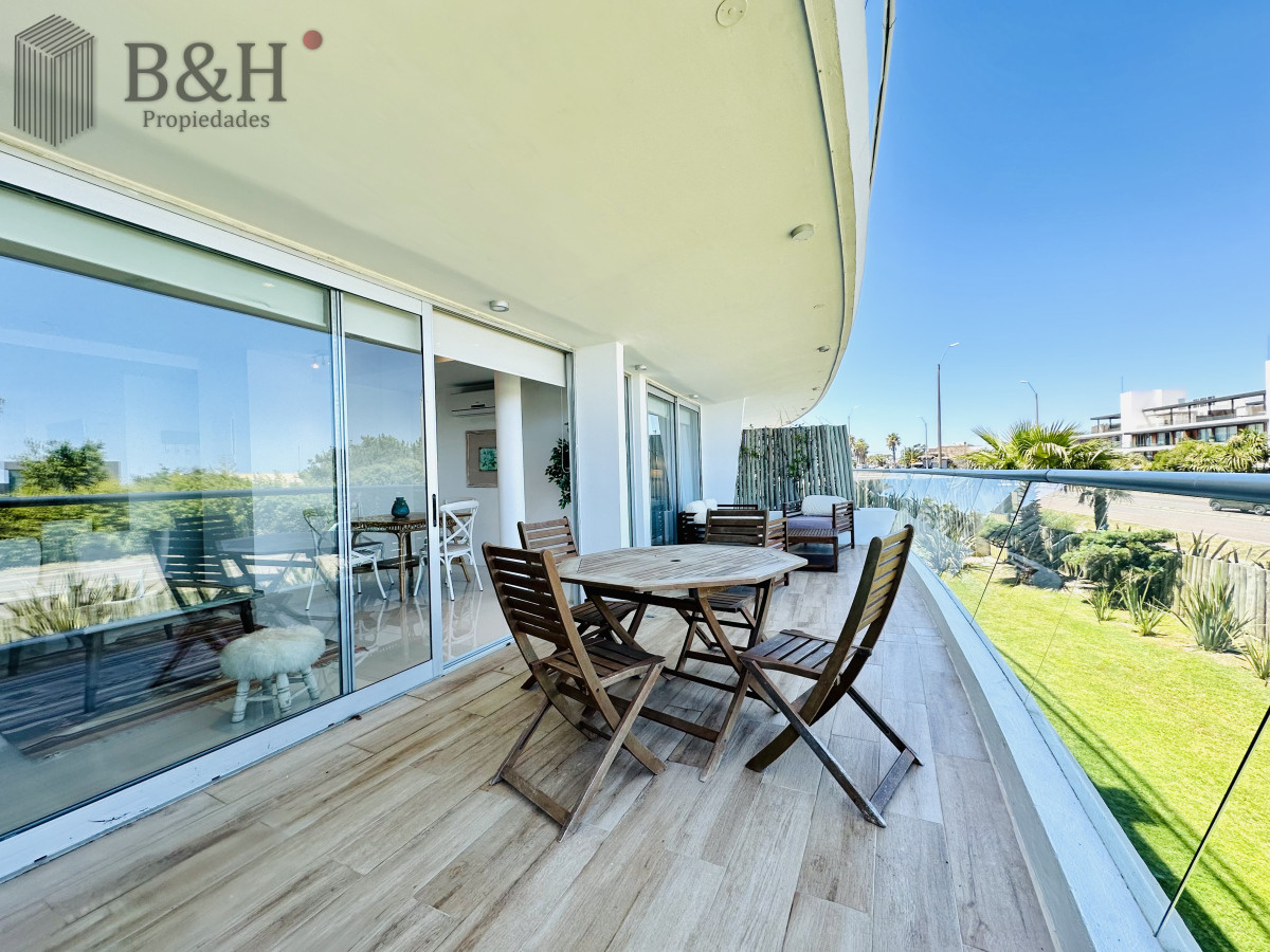 Bikini - GoPunta - Portal Inmobiliario de Punta del Este - Maldonado