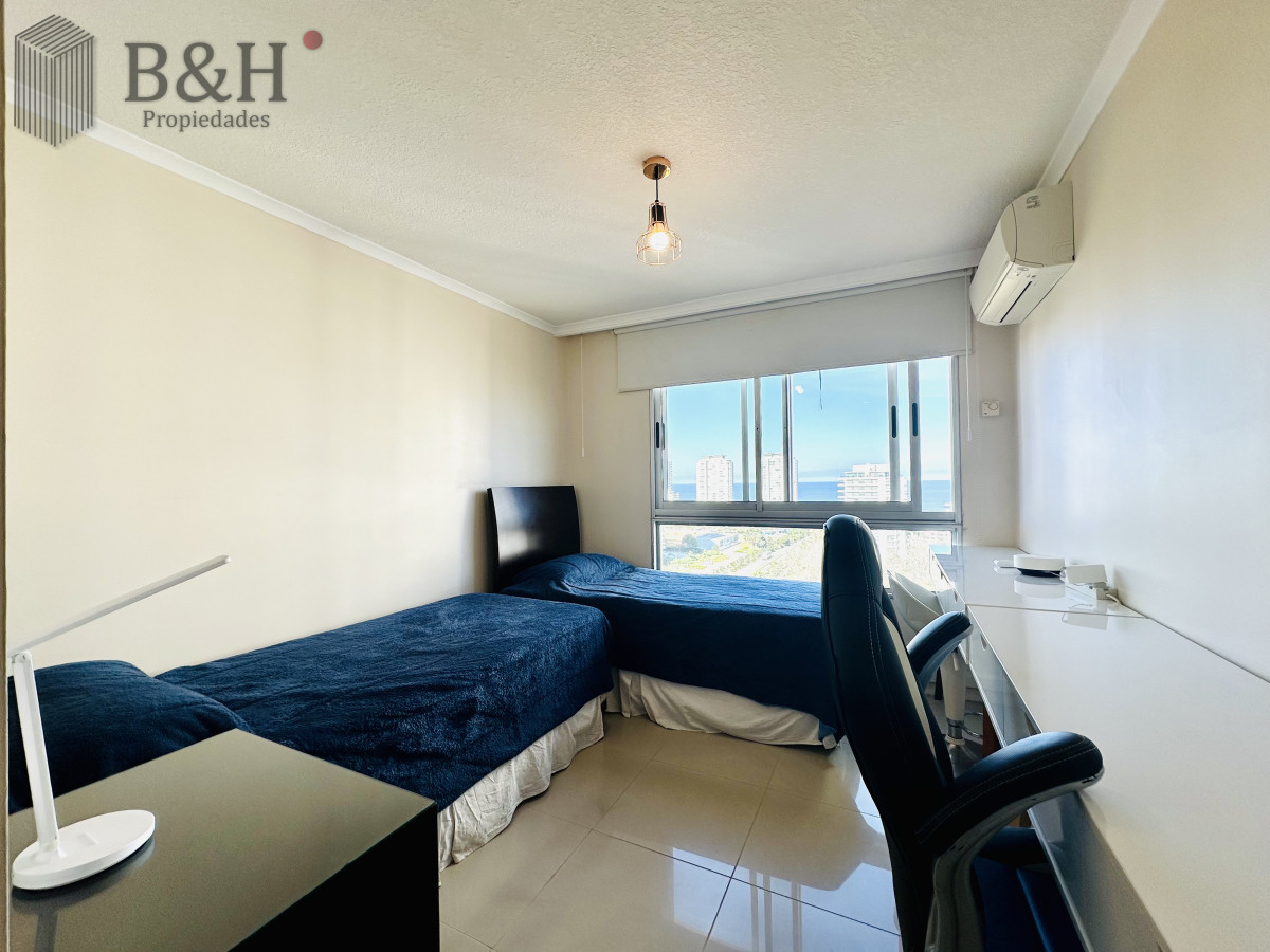 Apartamento ID.5748 - Apartamento de 3 Dormitorios en Playa Brava, Ocean Drive