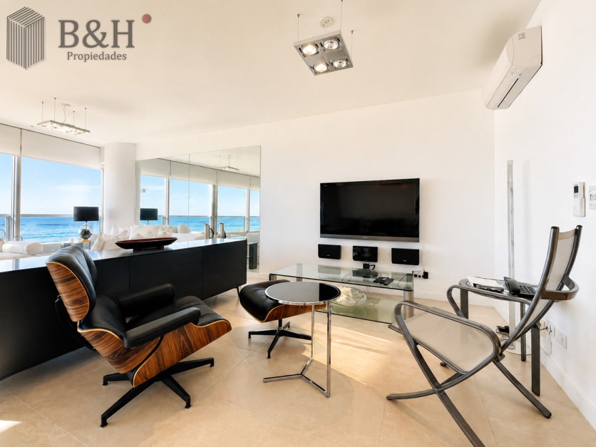 Apartamento ID.1233 - Venta y alquiler de departamento esquinero de tres dormitorios mas dependencia de servicio, Torre LE PARC, playa Brava. Punta del Este