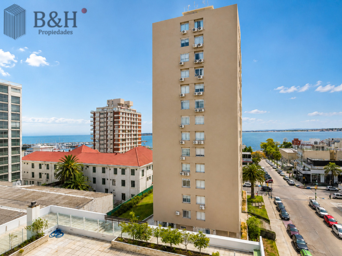 Apartamento ID.5284 - Venta de apartamento de 1 Dormitorio en el corazón de la Península, Punta del Este