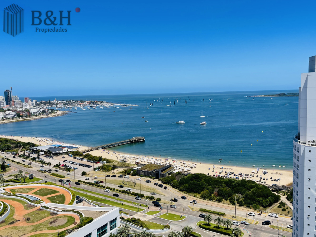 Apartamento ID.4492 - Excelente Apartamento de 2 Dormitorios con Vista al Mar, Playa Mansa