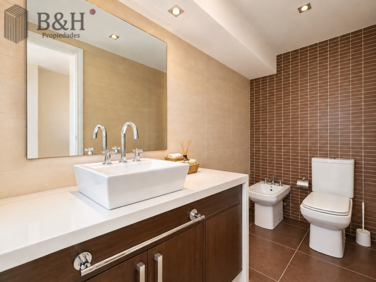 Apartamento ID.8147 - Penthouse Dúplex 5 Suites en Torre Imperiale, con Piscina Privada, Barbacoa y Vista al Mar. Playa Brava, Punta del Este