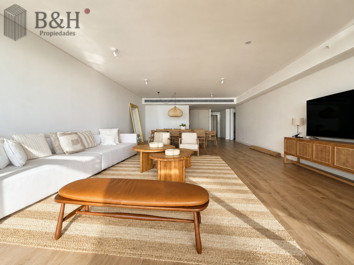 Apartamento ID.7698 - Espectacular Apartamento 3 Dormitorios y Dependencia, Trump Tower, Punta del Este, Brava