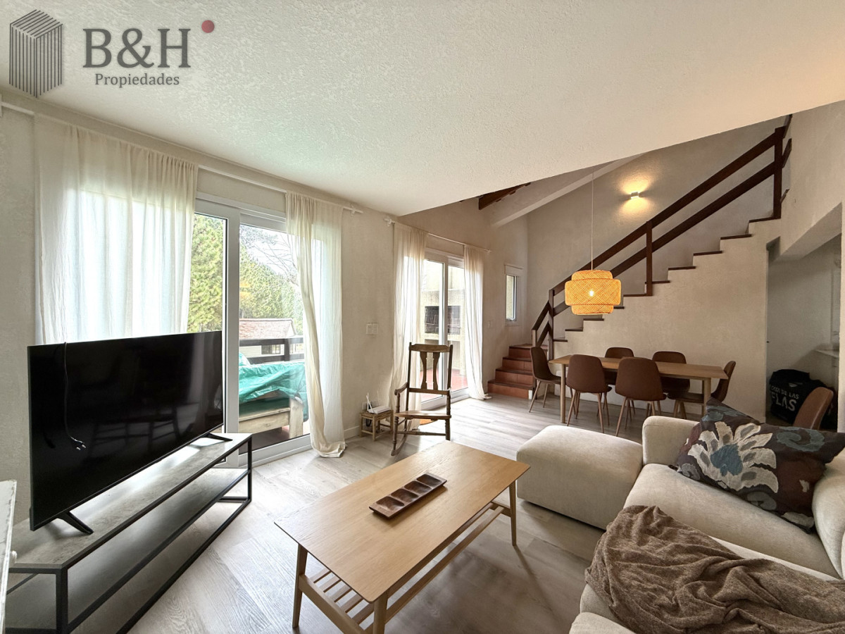 Apartamento ID.6829 - Alquiler anual o invernal de apartamento dúplex con parrillero propio en Rincón del Indio