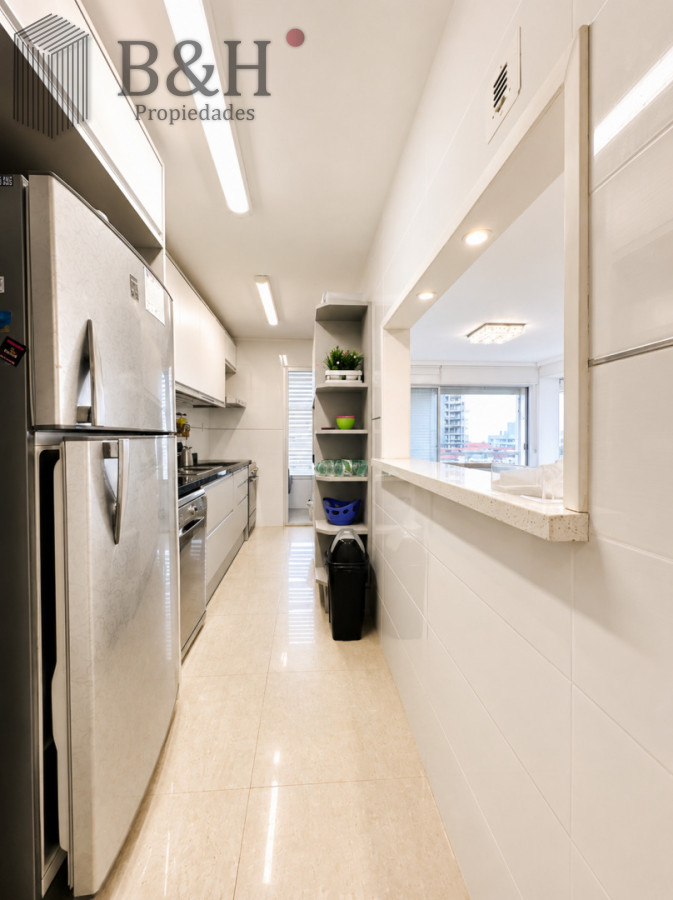 Apartamento ID.6888 - Venta de apartamento en Península de Punta del este con 3 dormitorios y 2 baños reciclado 