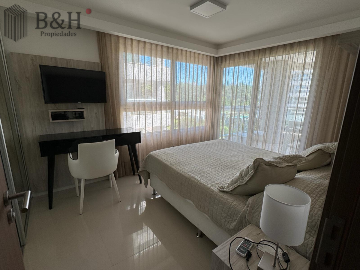 Apartamento ID.3974 - Apartamento de 1 Dormitorio en playa Brava, Punta del Este