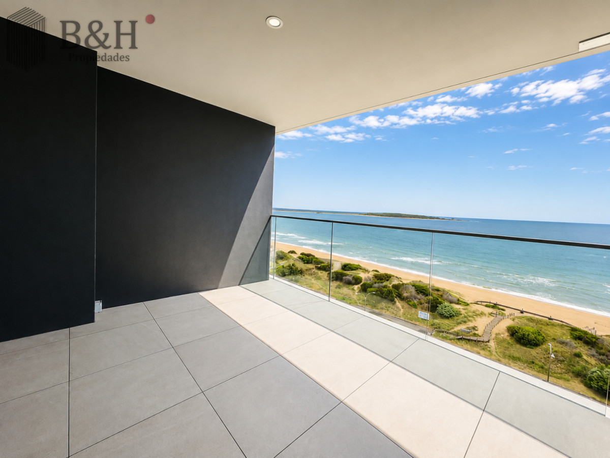 Apartamento ID.927 - Alquiler temporario de fabuloso departamento de dos dormitorios en Torre Venetian sobre Playa Mansa