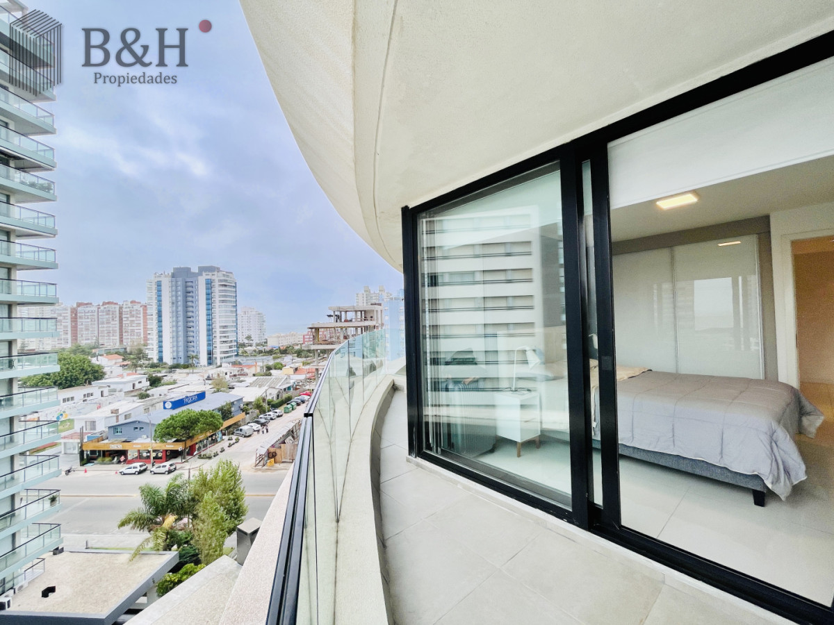 Apartamento ID.6993 - Alquiler Anual, Apartamento Moderno de 1 Dormitorio en Torre con servicios, Punta del Este 