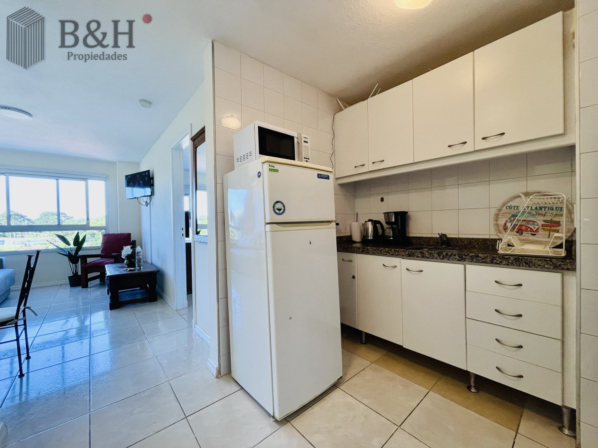 Apartamento ID.3983 - Alquiler de Verano, Apartamento de 1 Dormitorio en Venta - Roosevelt, Punta del Este