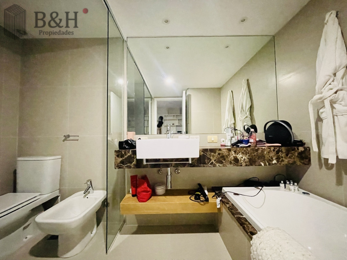 Apartamento ID.2991 - Moderno Apartamento Frente Al Mar, 3 Dormitorios y Dependencia
