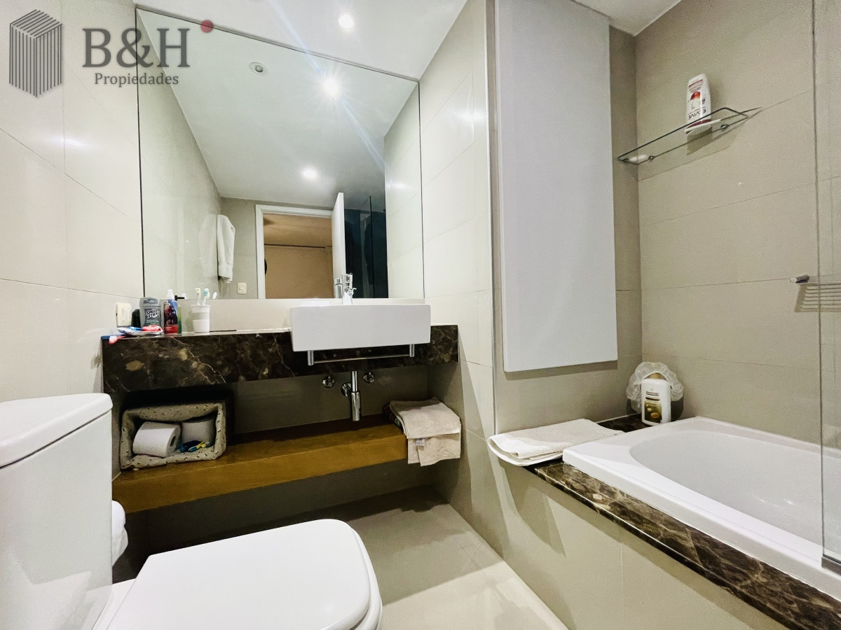 Apartamento ID.2991 - Moderno Apartamento Frente Al Mar, 3 Dormitorios y Dependencia