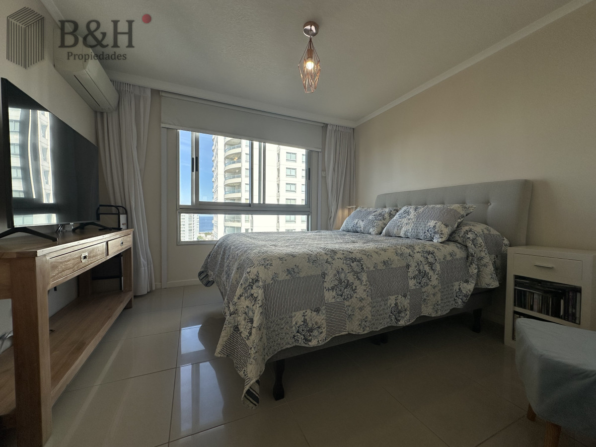 Apartamento ID.5748 - Apartamento de 3 Dormitorios en Playa Brava, Ocean Drive