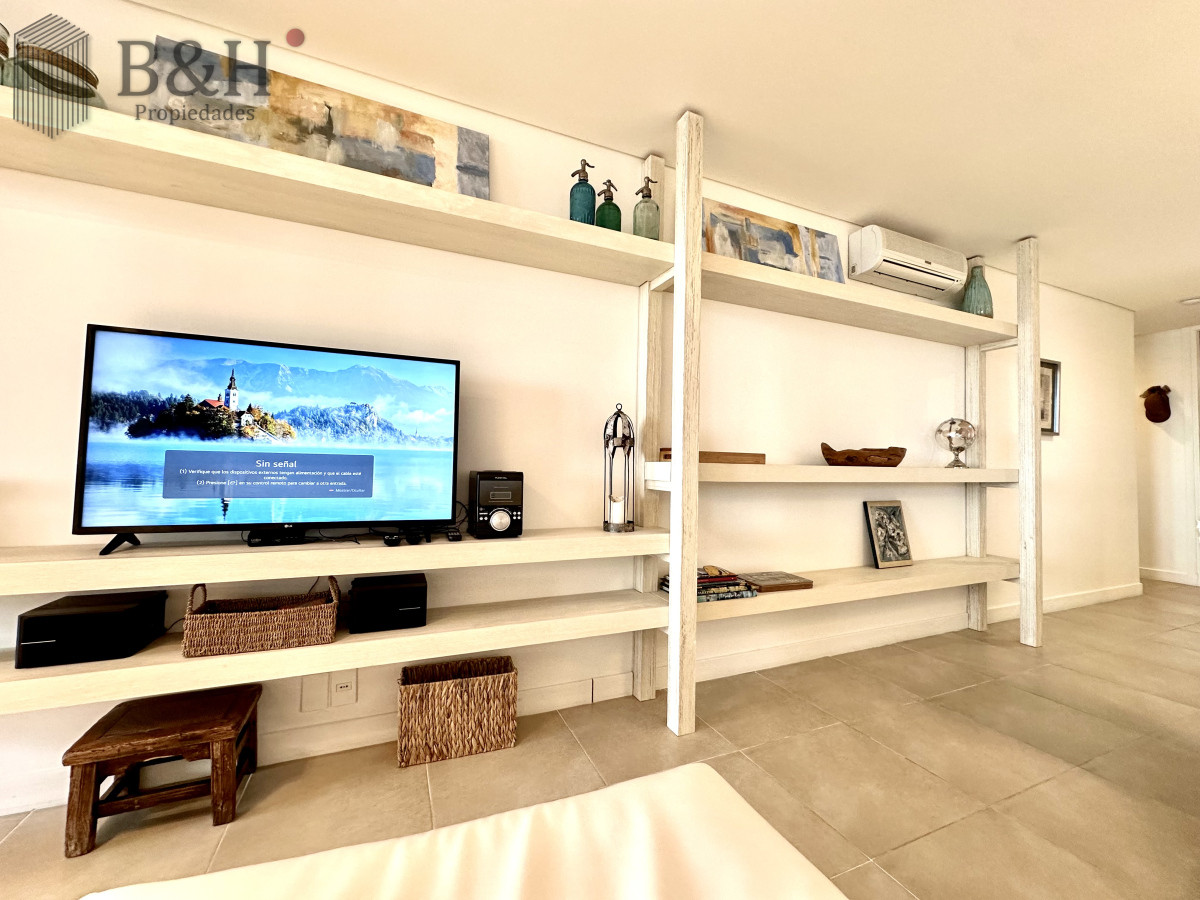 Apartamento ID.5185 - Alquiler temporario de apartamento de dos dormitorios con parrillero de uso exclusivo en Punta Ballena