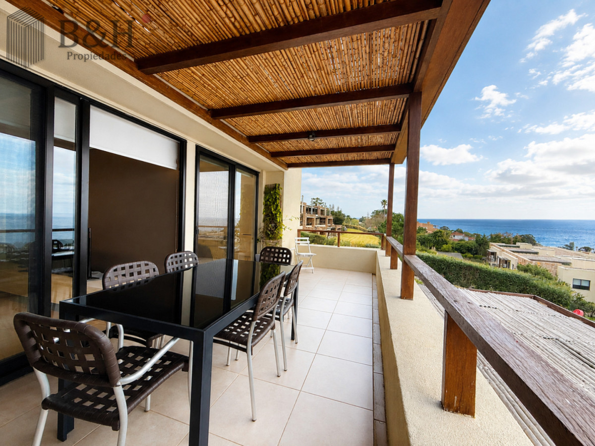 Apartamento ID.7943 - Venta de apartamento de 2 Dormitorios con Parrillero y Vistas al Mar, Punta Ballena 