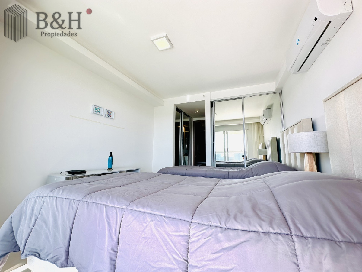 Apartamento ID.3369 - Alquiler de temporada de apartamento en playa Brava de 2 dormitorios mas dependencia de servicio