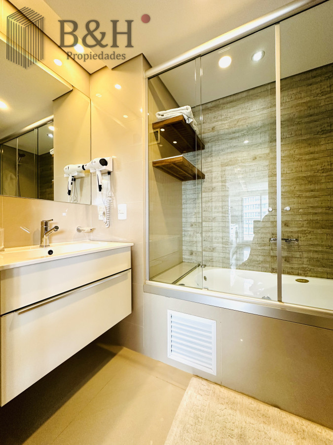 Apartamento ID.3974 - Apartamento de 1 Dormitorio en playa Brava, Punta del Este