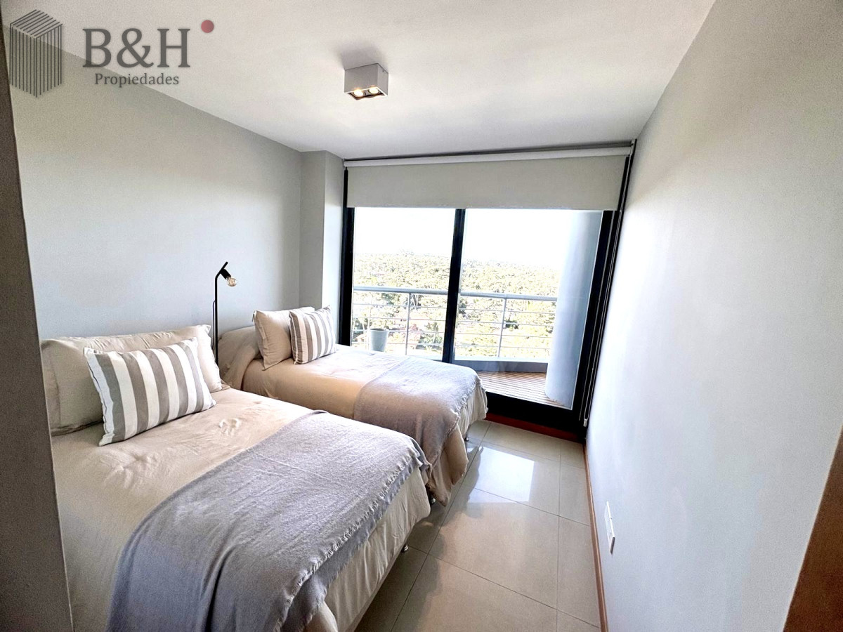 Apartamento ID.6194 - Alquiler temporal de apartamento de 2 dormitorios a pasos de Punta Shopping