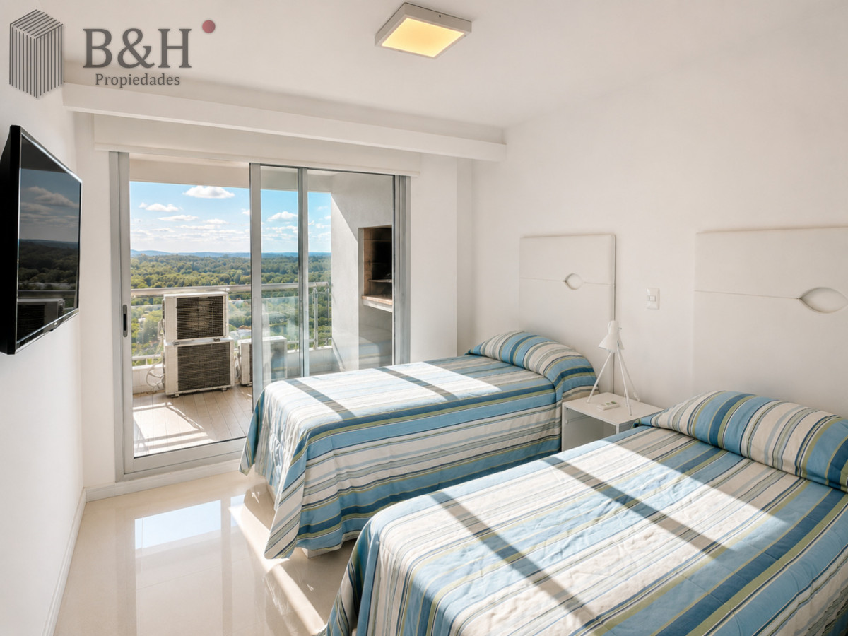 Apartamento ID.6032 - Alquiler temporal de apartamento de 2 dormitorios con parrillero en Playa Brava