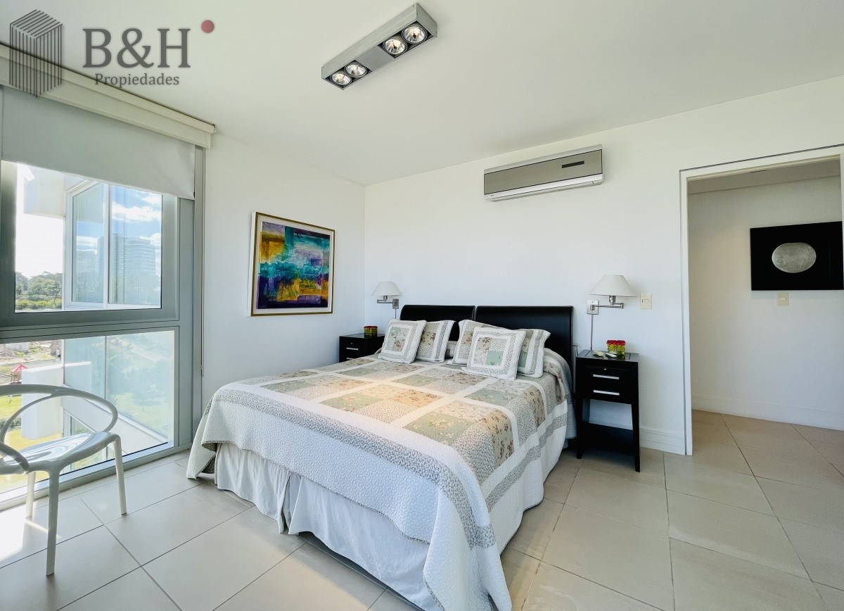 Apartamento ID.466 - Alquiler temporario de departamento premiun de tres dormitorios mas dependencia de servicio, Playa Brava