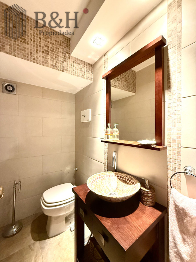 Apartamento ID.7163 - Apartamento en venta playa Mansa de 4 dormitorios y amplia terraza con parrillero propio 