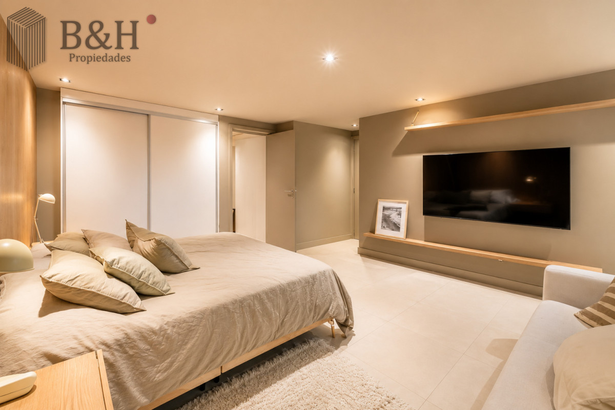 Apartamento ID.7754 - Apartamento de 3 Dormitorios, Parrillero de uso exclusivo y Jardín en Punta Ballena, Punta del Este