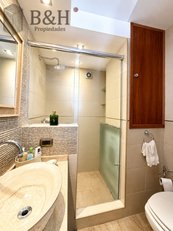 Apartamento ID.7163 - Apartamento en venta playa Mansa de 4 dormitorios y amplia terraza con parrillero propio 