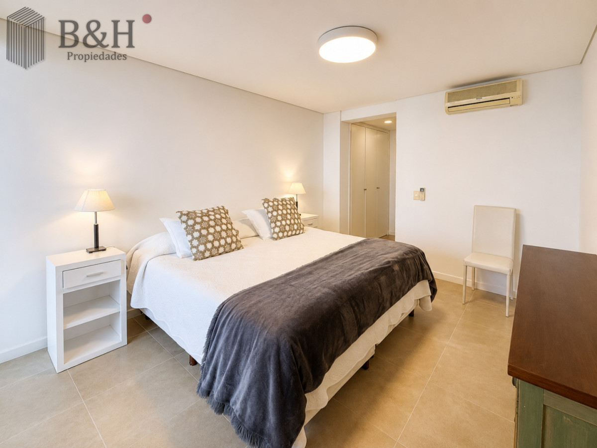 Apartamento ID.7943 - Venta de apartamento de 2 Dormitorios con Parrillero y Vistas al Mar, Punta Ballena 