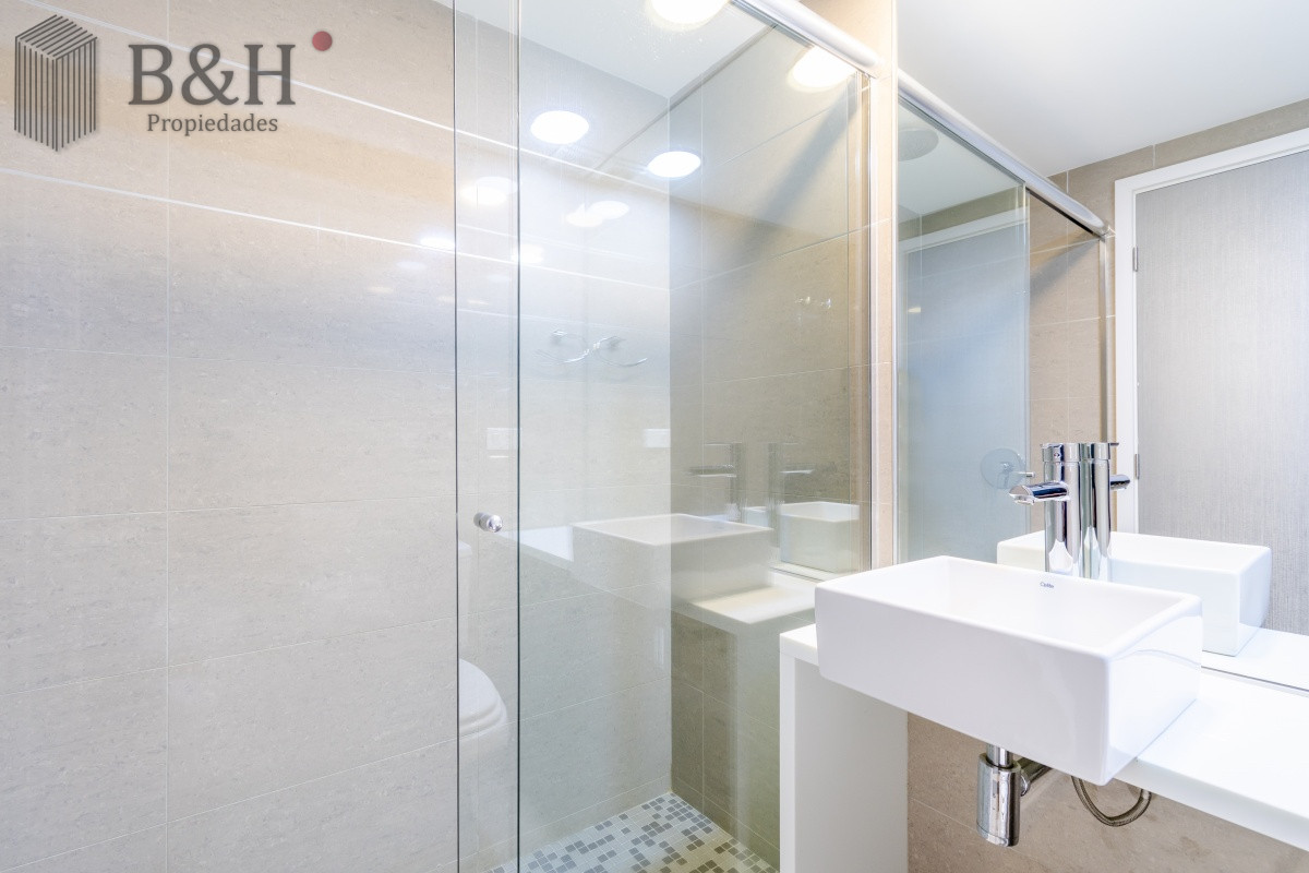 Apartamento ID.3351 - Moderno Apartamento de 2 Dormitorios - Punta del Este