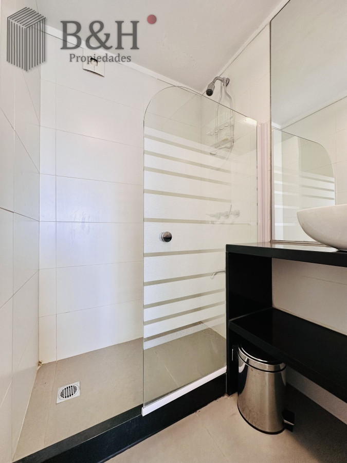 Apartamento ID.3421 - Alquiler temporario de Apartamento de 2 Dormitorios en edificio Silente Playa Brava