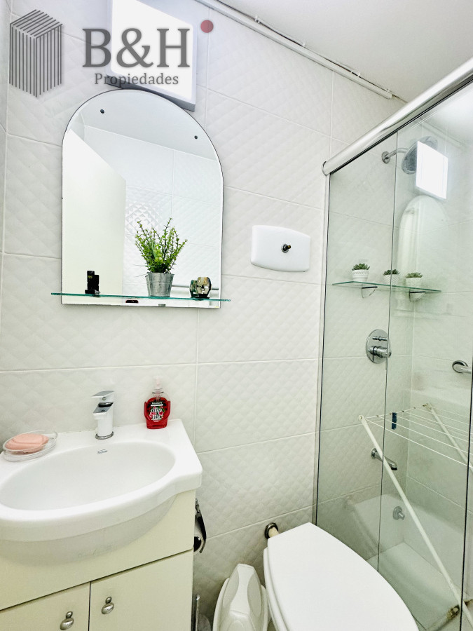 Apartamento ID.3708 - Apartamento en alquiler de 2 dormitorios con 2 baños sobre Roosevelt, Punta del Este