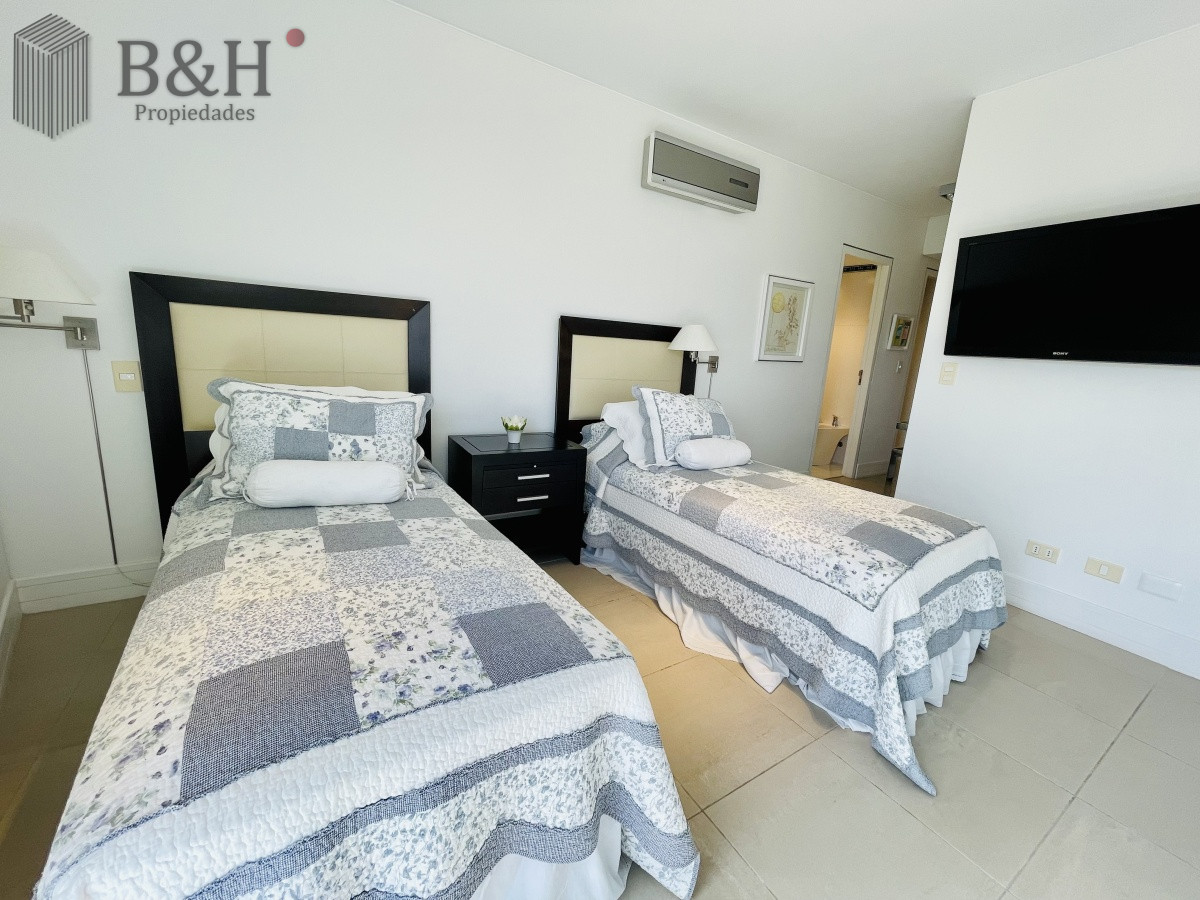 Apartamento ID.466 - Alquiler temporario de departamento premiun de tres dormitorios mas dependencia de servicio, Playa Brava