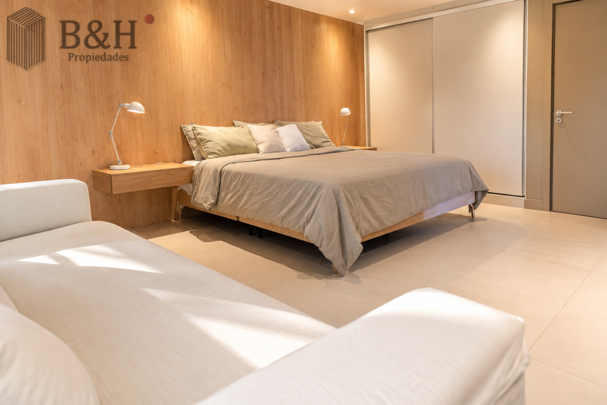 Apartamento ID.7754 - Apartamento de 3 Dormitorios, Parrillero de uso exclusivo y Jardín en Punta Ballena, Punta del Este