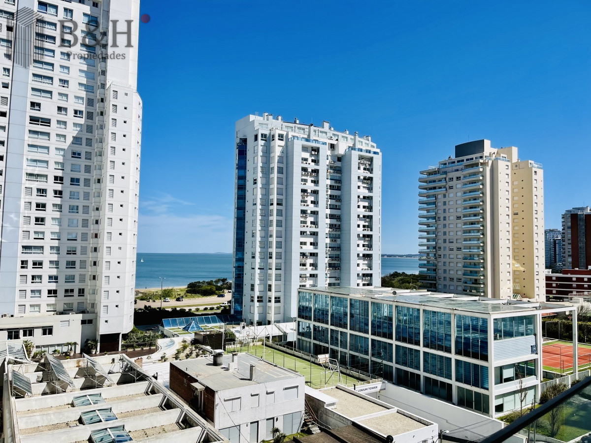 Apartamento ID.7071 - Venta y alquiler temporario de apartamento de dos dormitorios en playa Mansa, Punta del Este