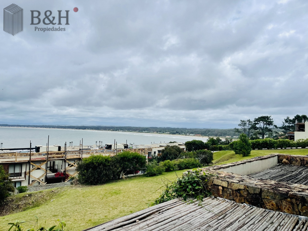 Lomo de la Ballena - GoPunta - Portal Inmobiliario de Punta del Este - Maldonado