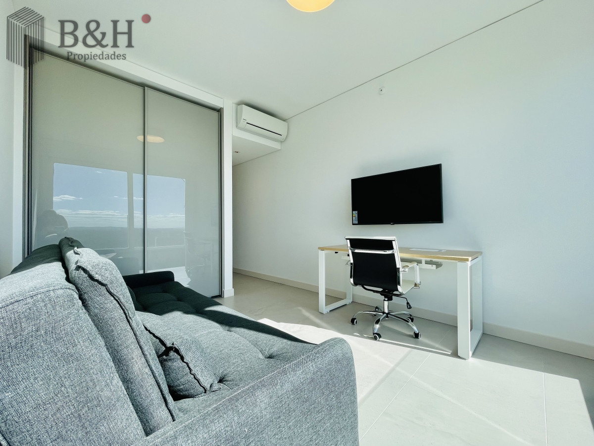 Apartamento ID.8158 - Exclusiva planta unificada Penthouse a estrenar en venta Playa Brava, Punta del Este
