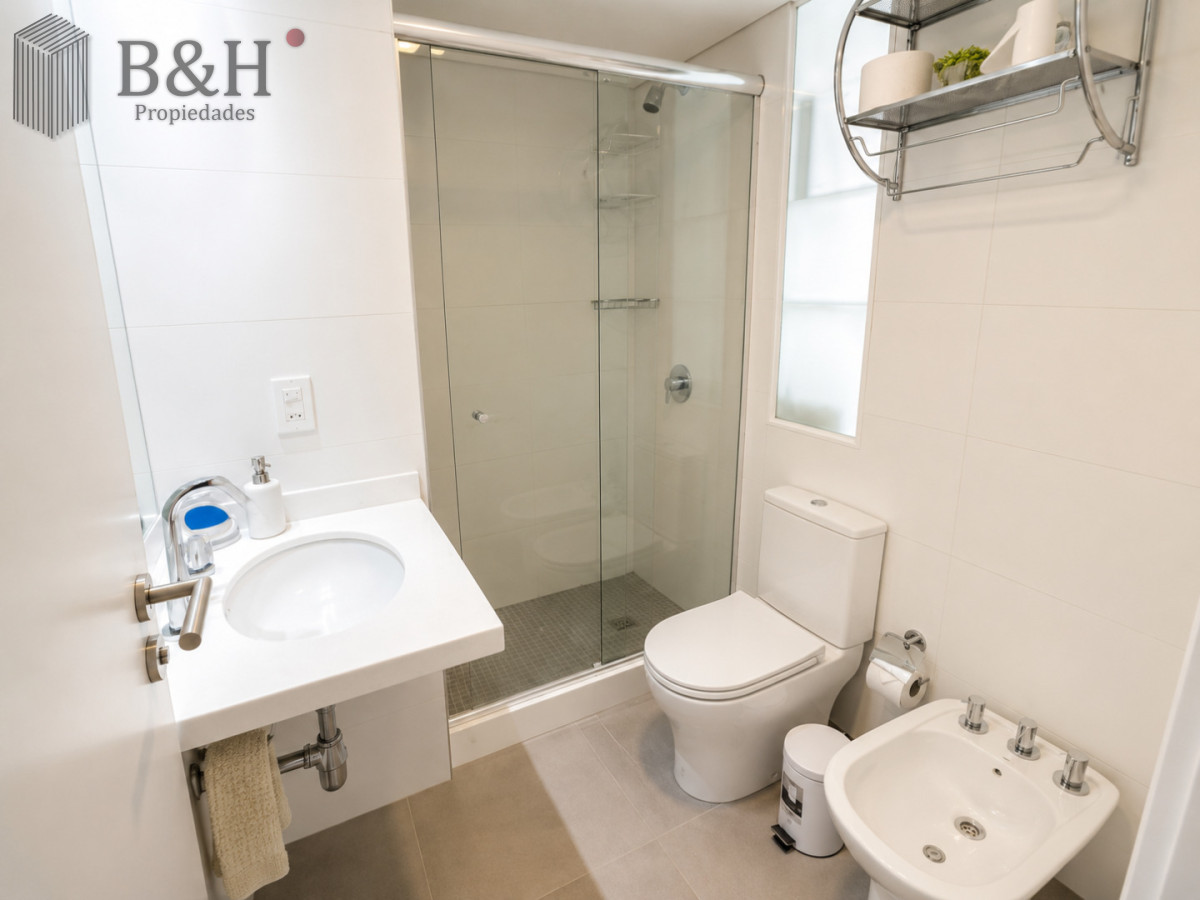 Apartamento ID.7935 - Apartamento de 2 Dormitorios en piso alto con excelentes amenities, a metros de Playa Mansa, Punta del Este