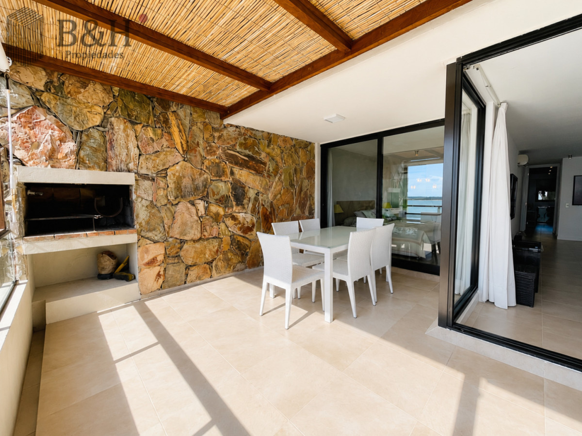 Apartamento ID.5184 - Apartamento de 2 Dormitorios con Vista al Mar y Parrillero en Quartier Punta Ballena