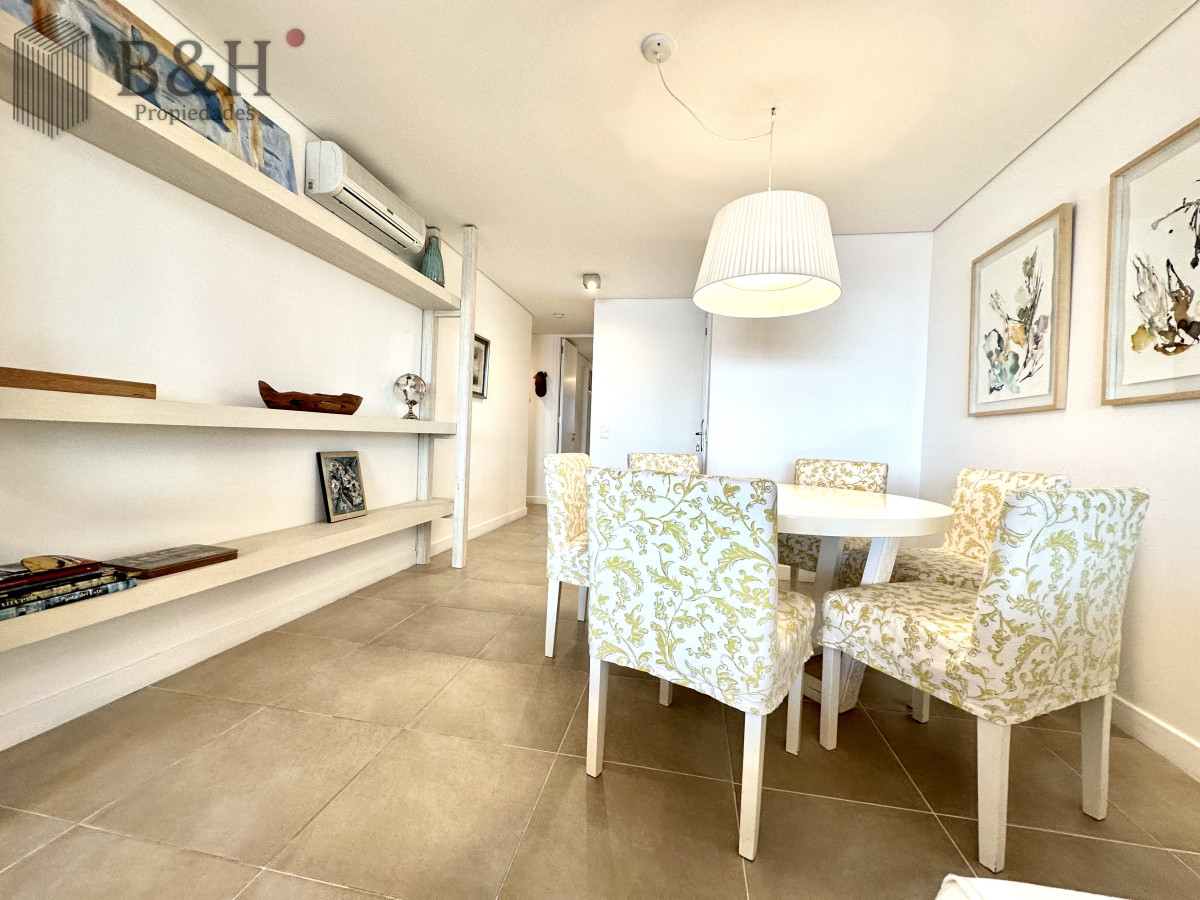 Apartamento ID.5185 - Alquiler temporario de apartamento de dos dormitorios con parrillero de uso exclusivo en Punta Ballena