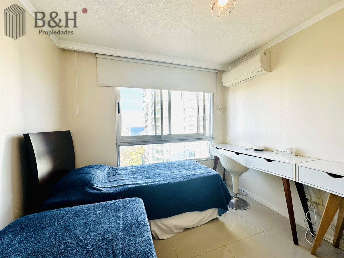Apartamento ID.5748 - Apartamento de 3 Dormitorios en Playa Brava, Ocean Drive