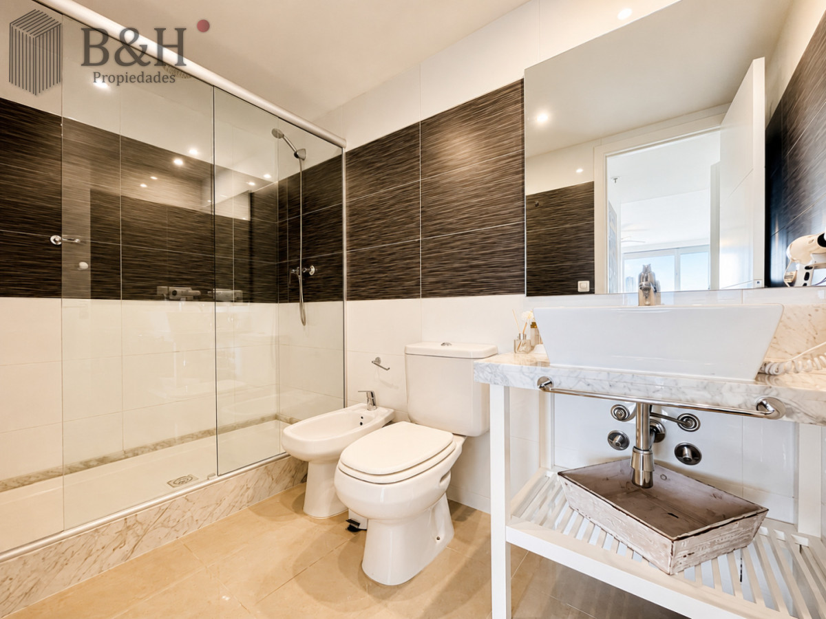Apartamento ID.6895 - Alquiler temporario y venta de apartamento Penthouse en torre One, Playa Brava