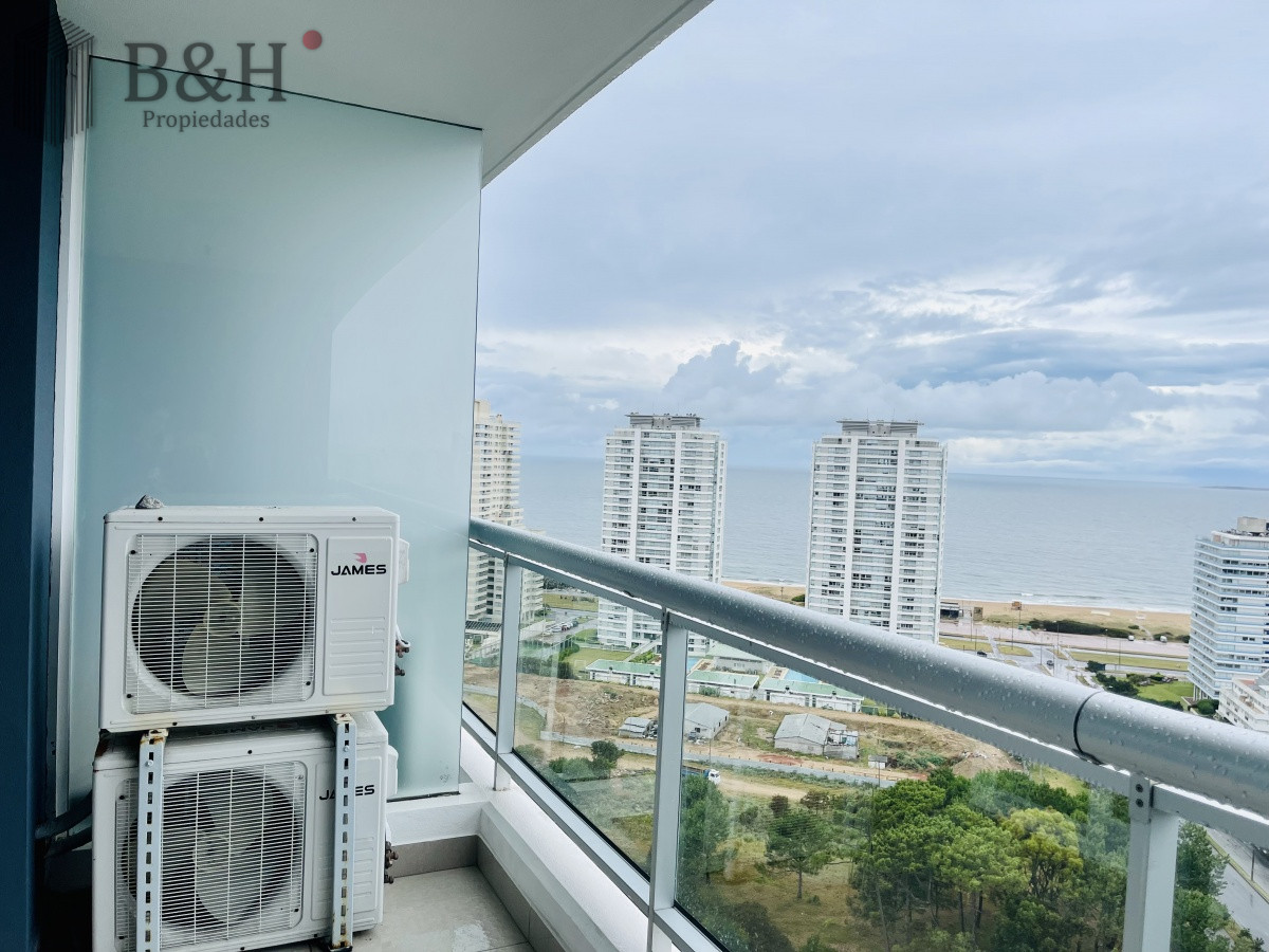 Apartamento ID.6895 - Alquiler temporario y venta de apartamento Penthouse en torre One, Playa Brava