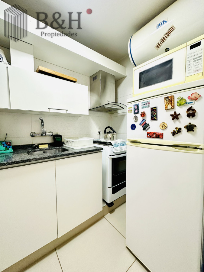 Apartamento ID.3708 - Apartamento en alquiler de 2 dormitorios con 2 baños sobre Roosevelt, Punta del Este