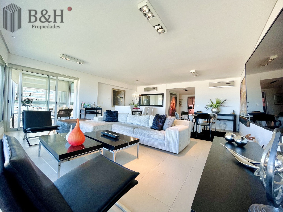 Brava - GoPunta - Portal Inmobiliario de Punta del Este - Maldonado