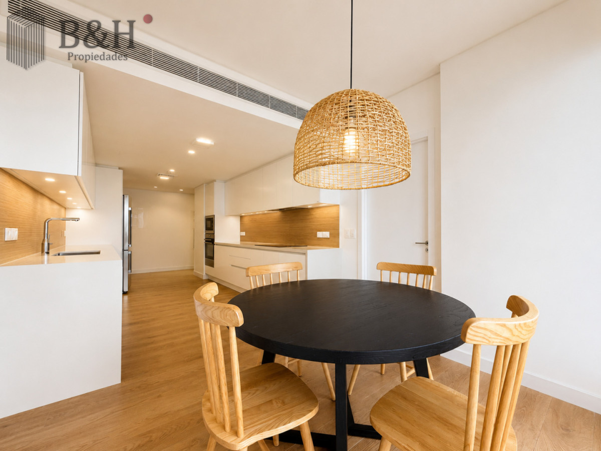 Apartamento ID.7698 - Espectacular Apartamento 3 Dormitorios y Dependencia, Trump Tower, Punta del Este, Brava